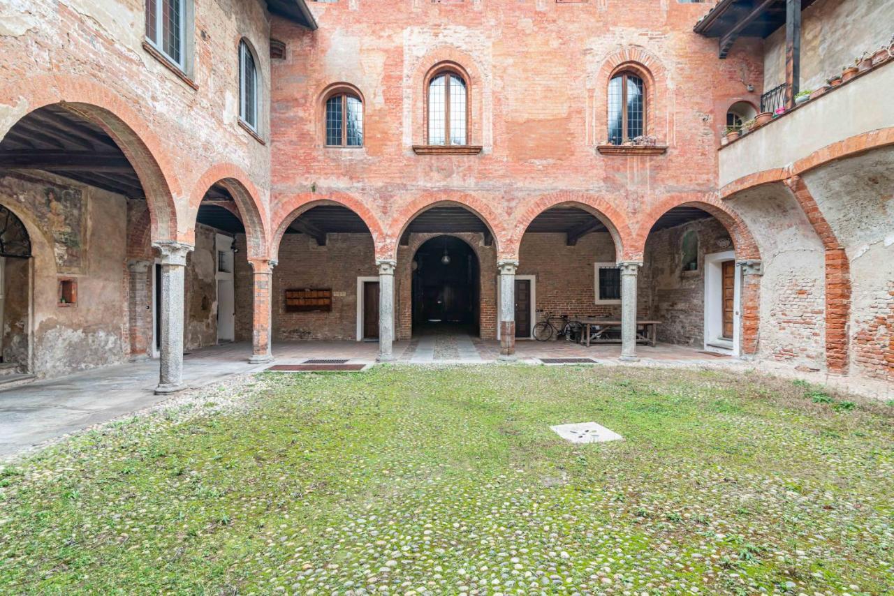 House Of Foscolo - Palazzo Cornazzani - By Host4U Daire Pavia Dış mekan fotoğraf